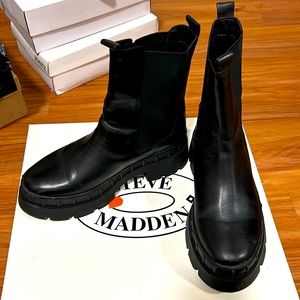 Steve Madden Barclay boots